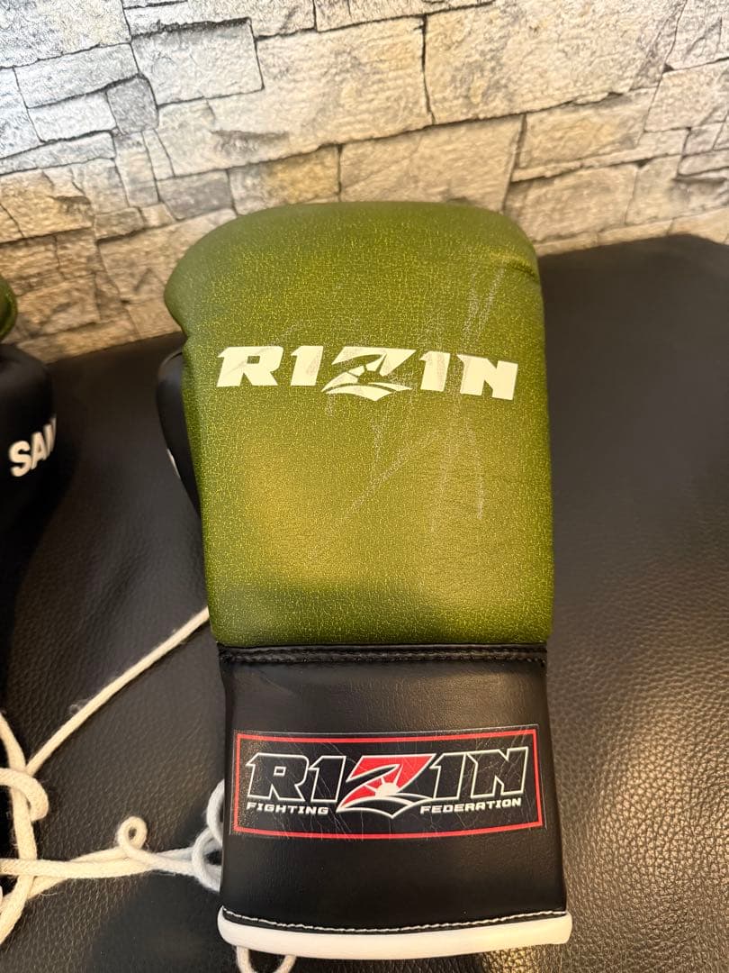 RIZINグローブ　ボクシンググローブ