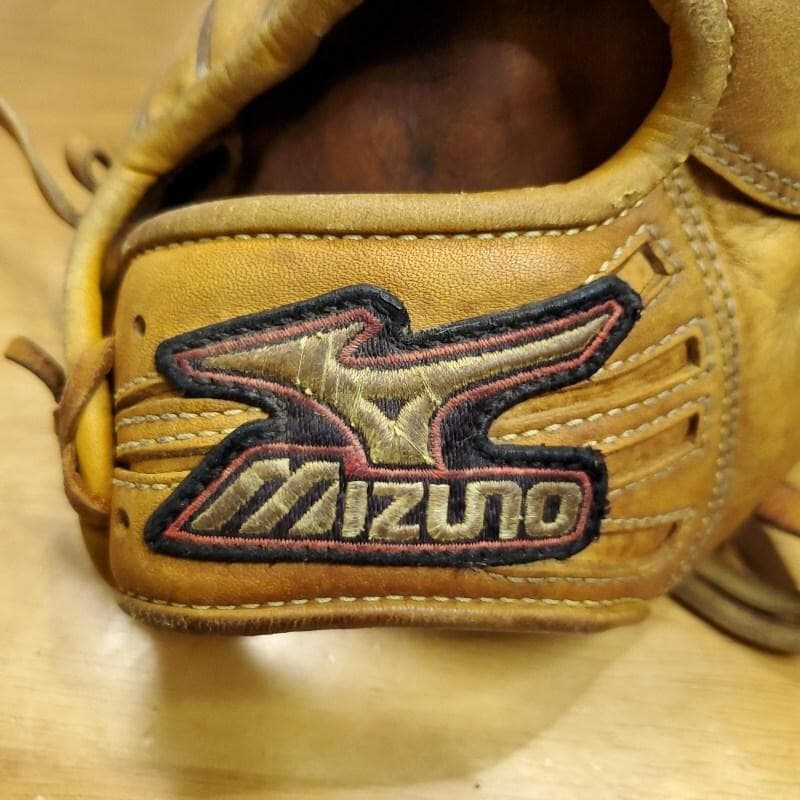 ミズノ 井端弘和モデル ダイアモンドマスター 限定品 内野用 軟式グローブ