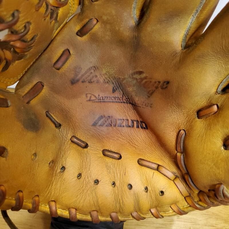ミズノ 井端弘和モデル ダイアモンドマスター 限定品 内野用 軟式グローブ