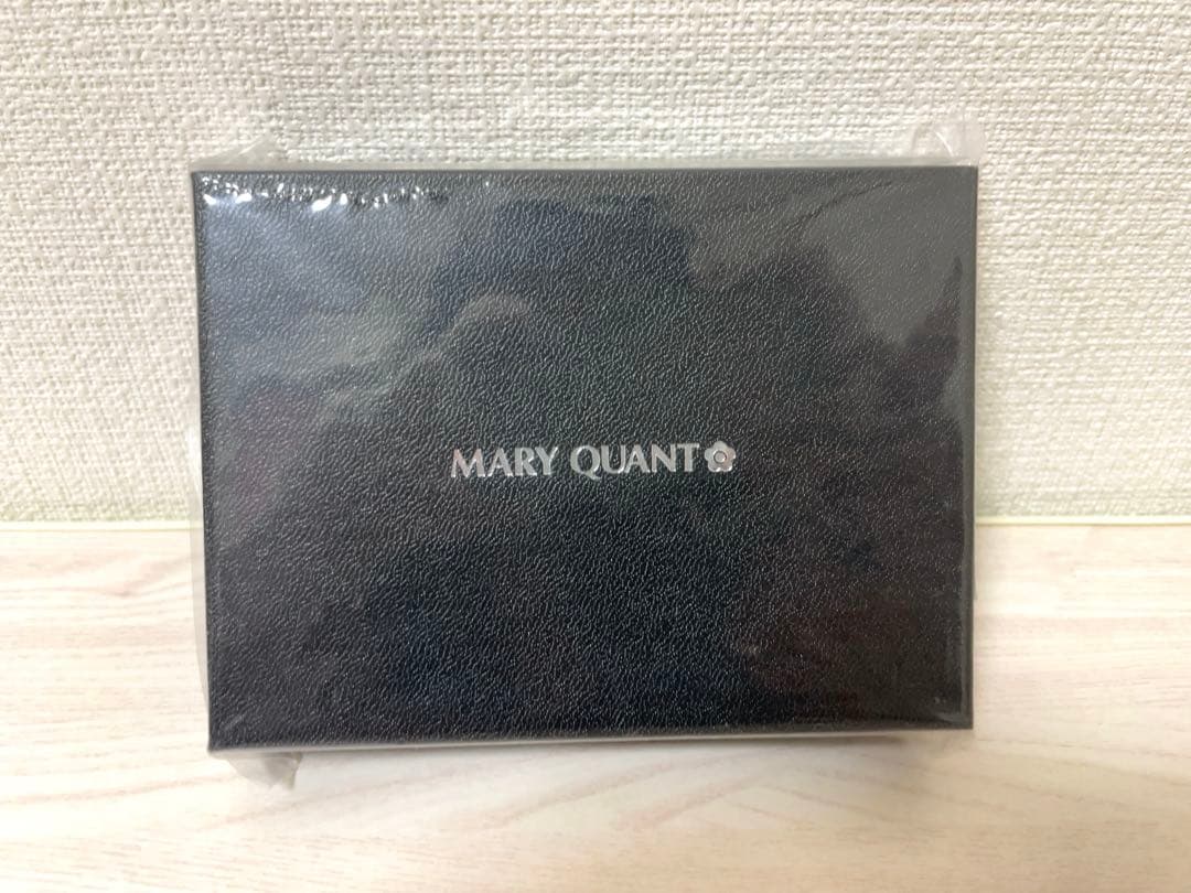 ❃MARY QUANT(マリークヮント)　パールラメエピ　スマートキーケース❃