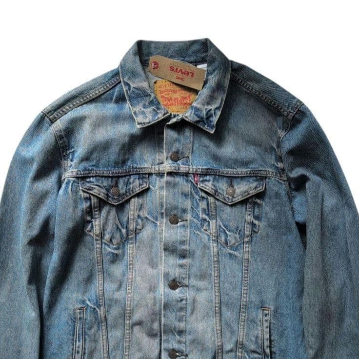 ち*ん様 未使用タグ付き リーバイス デニムジャケット 72334 ユーズド加工