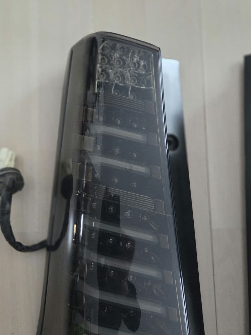 ワゴンRスティングレーMH23S　ヴァレンティ LED テールライト