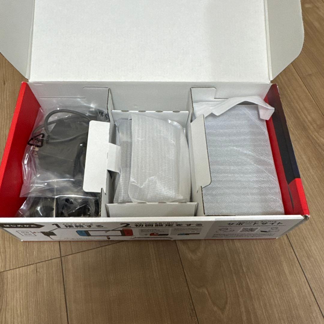 Nintendo Switch ネオンブルー・ネオンオレンジ
