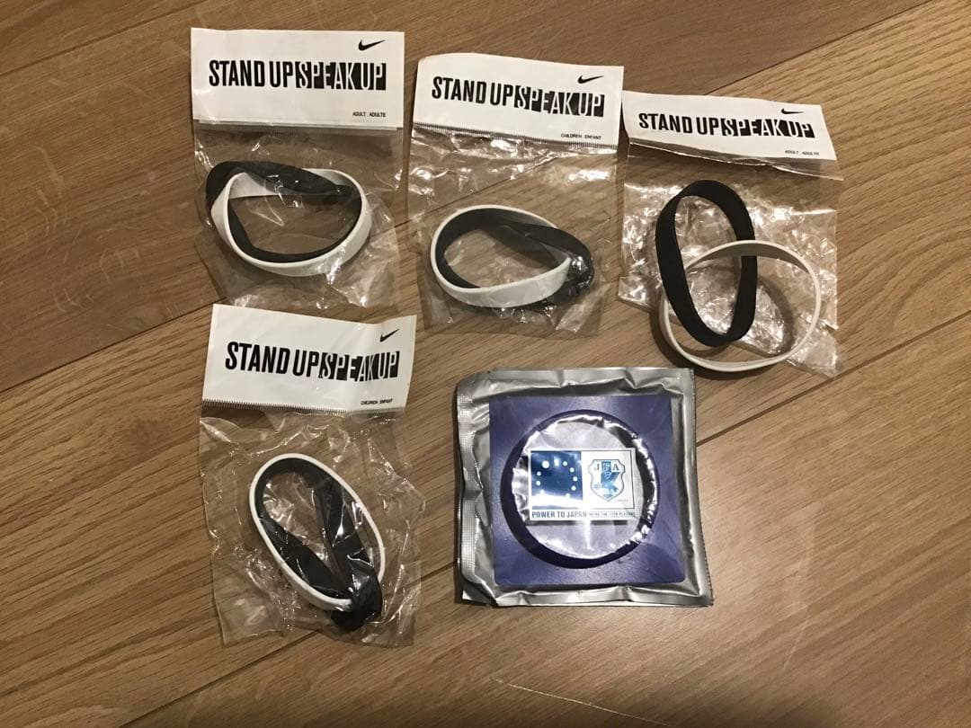 NIKE STANDUP SPEAKUP/サッカー日本代表リストバンド(06年)