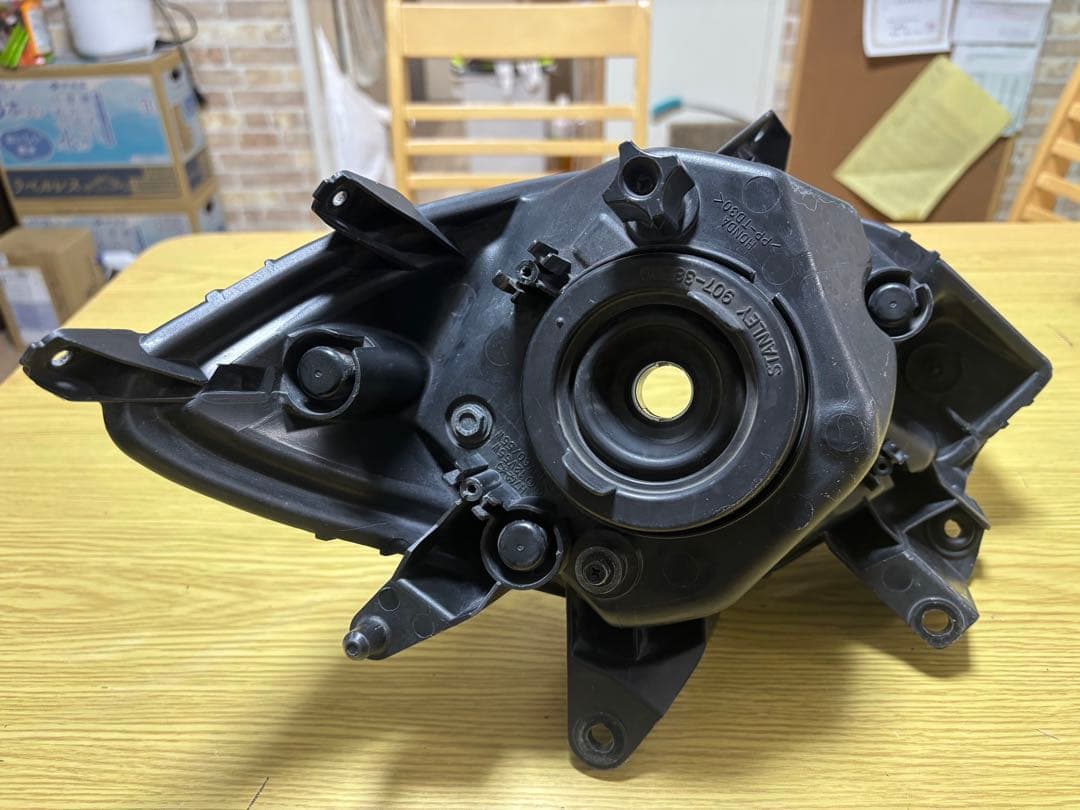 【中古　美品】　フォルツァ　 mf10 ヘッドライト　前期　右側