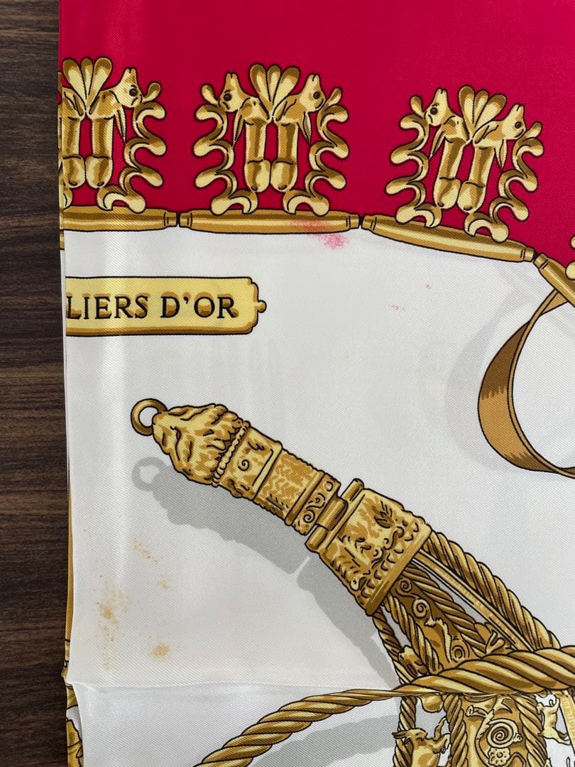 HERMES スカーフ　カレ90 黄金の騎士 RYBAL