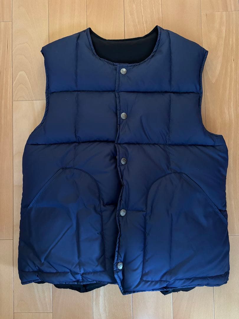 Mt.Rainier Design ダウンベスト　マウントレーニアデザイン