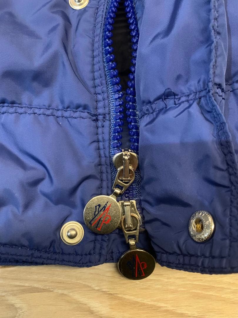 モンクレール　MONCLER 青　ダウンベスト　S（サイズ2）