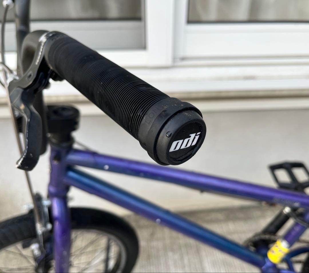 BMX自転車 紫
