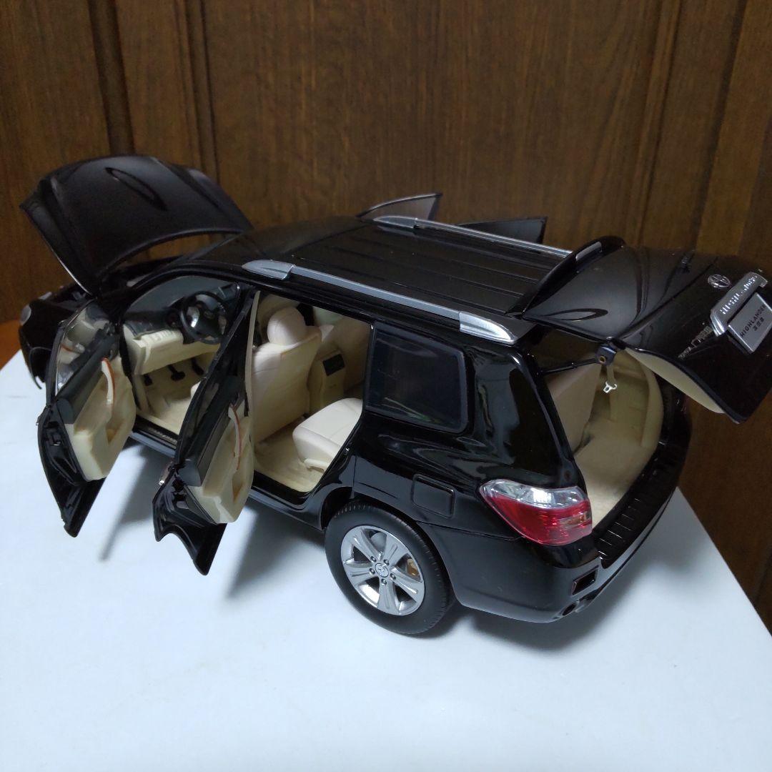 トヨタ ハイランダー ヴァンガード ブラック 1/18 中国トヨタ