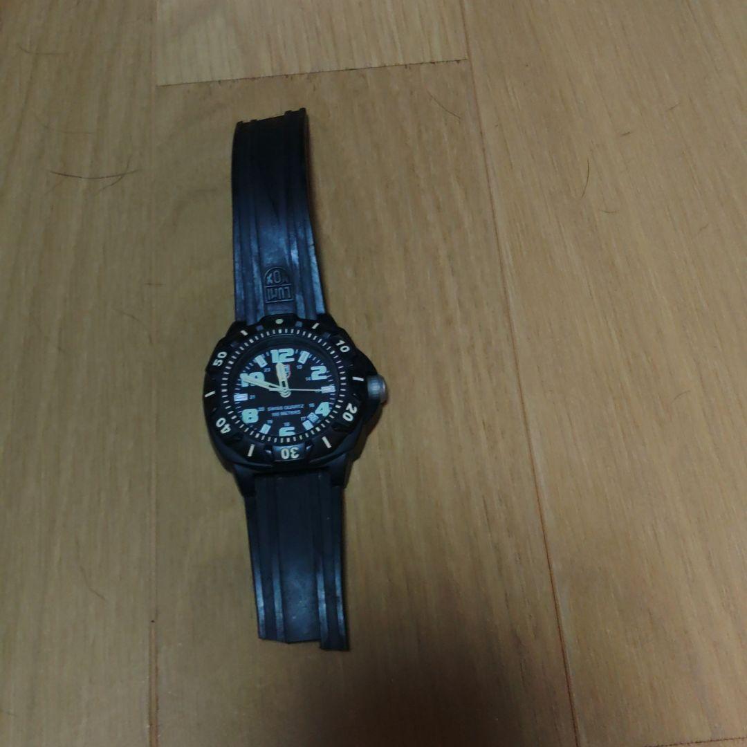 Luminox Swiss Quartz 時計 ジャンク ベルト切れてます