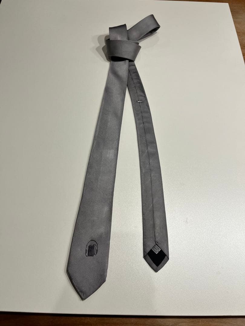Dior homme ディオールオム　グレー ヘッドフォン刺繍 ネクタイ　エディ