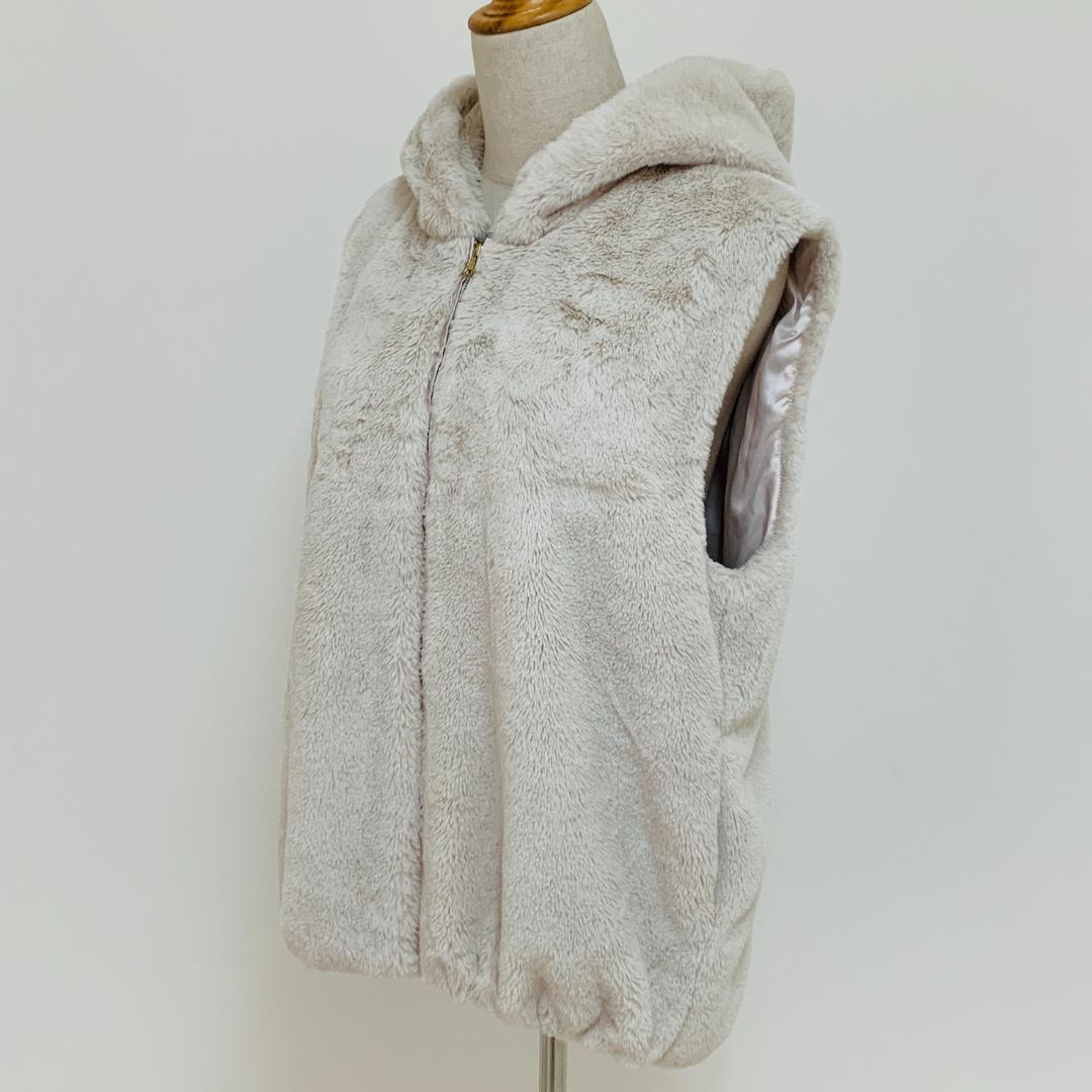 美品 Ballsey ベスト ジレ フード 36 ベージュ トゥモローランド