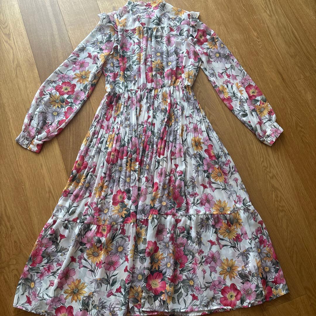 美品　Sov. ワンピース　花柄