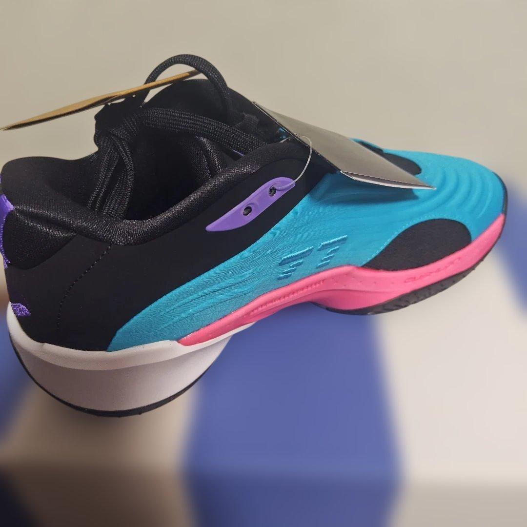 NIKE JORDAN バスケットシューズ LUKA3 FQ1285-400