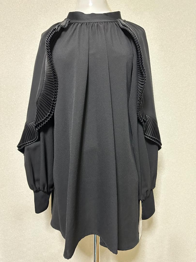 [新品タグ付]Aga バックリボンプリーツフリルブラウス ヤマダヤ アーガ