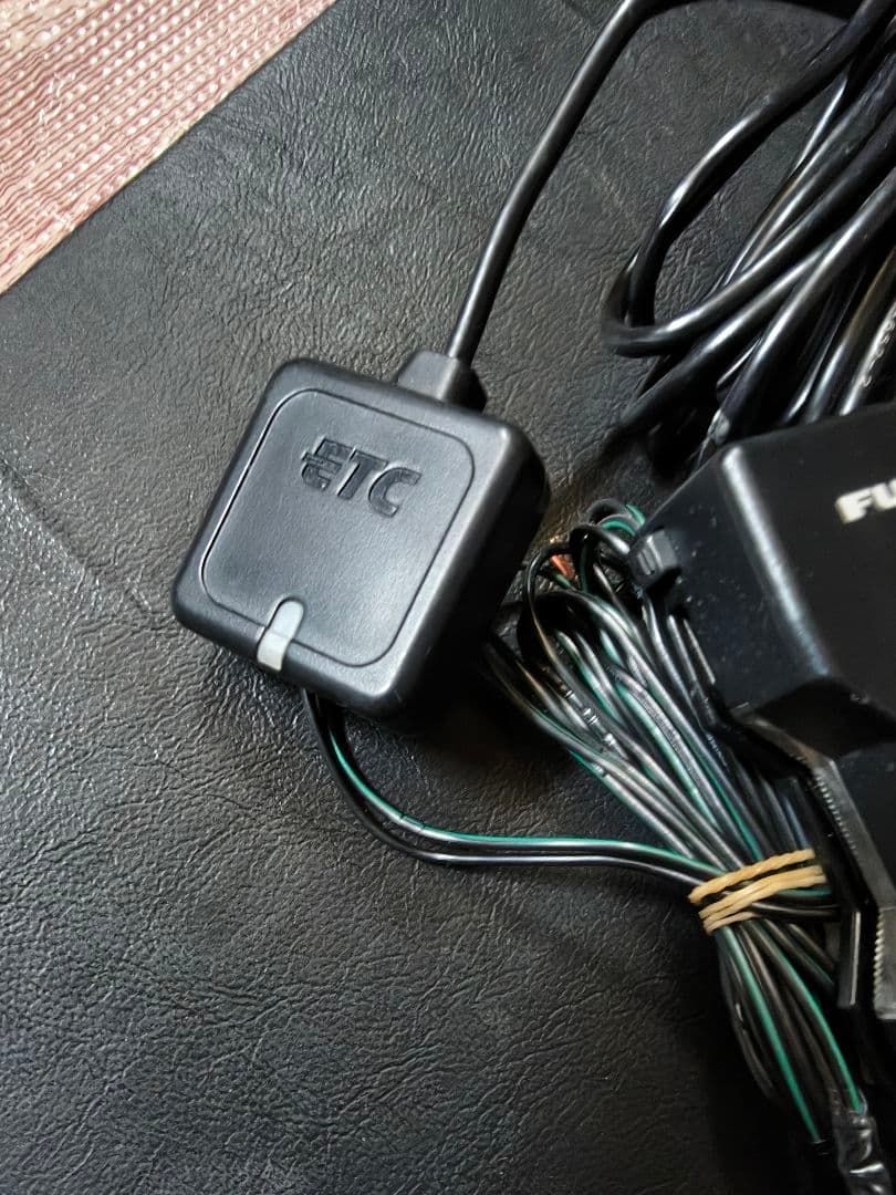 ETC車載器 アンテナ分離型 1ナンバー　中型車　トラック　音声案内