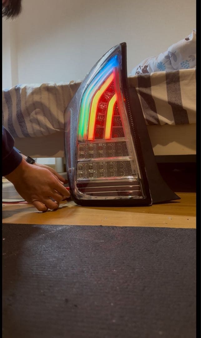 ZVW30 プリウス30 テールランプ　RGB