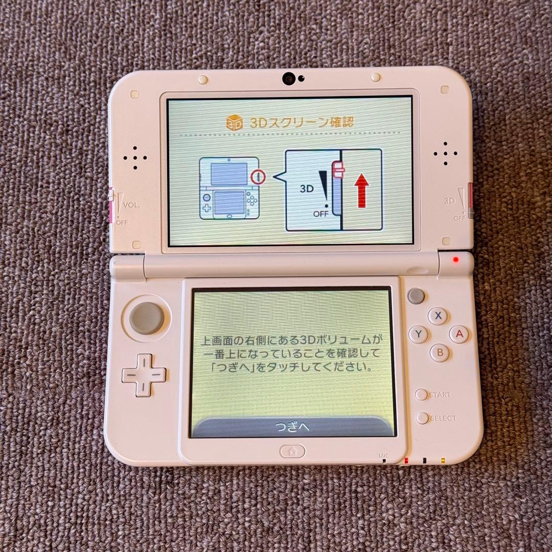 Newニンテンドー3DS LL ピンク×ホワイト 箱付き