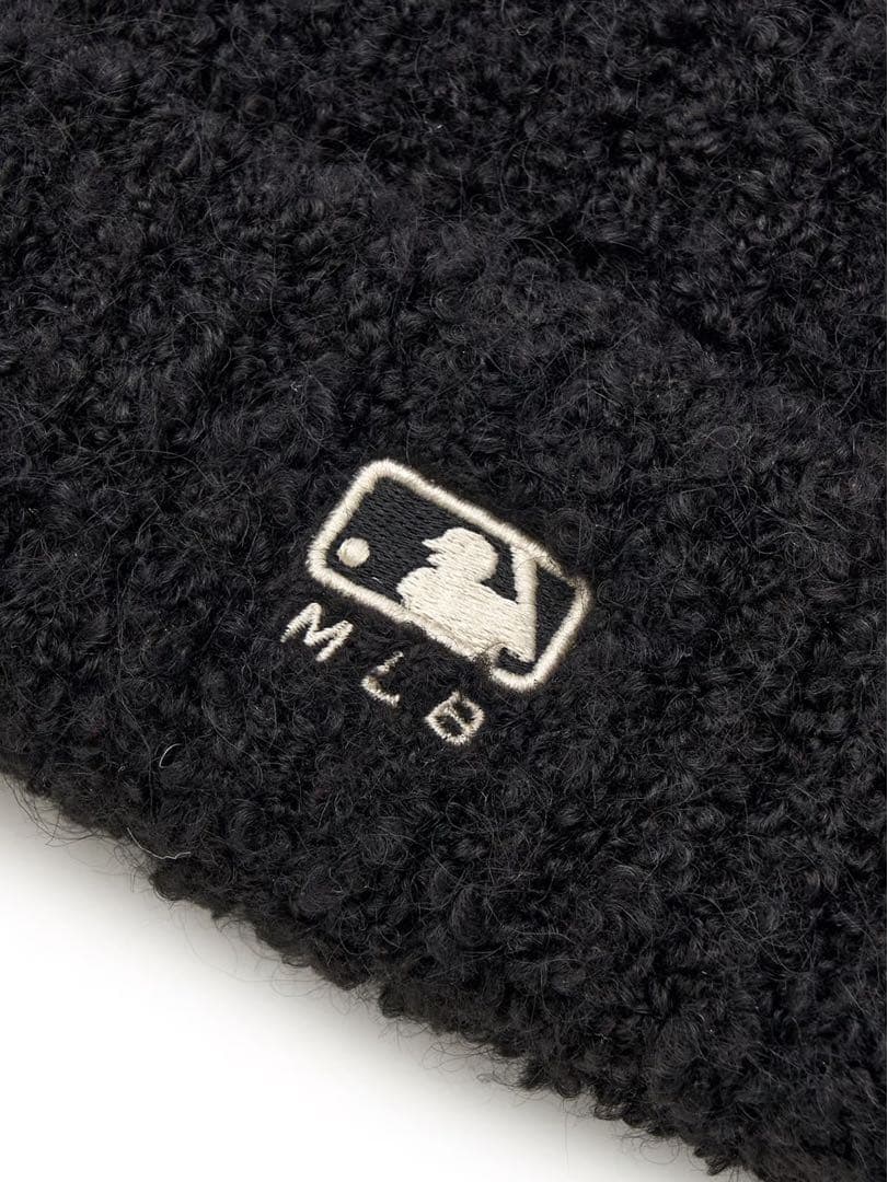 韓国限定 MLB 猫耳ニット帽 ビーニー 黒 aespa カリナ着用