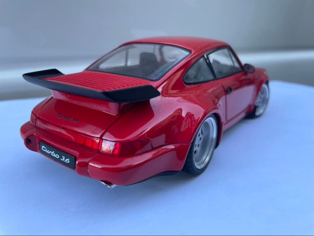 k*u様 ソリド1/18 ポルシェ964 3.6ターボ　レッド中古