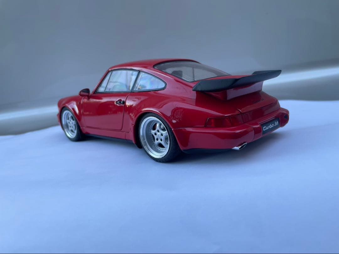 k*u様 ソリド1/18 ポルシェ964 3.6ターボ　レッド中古