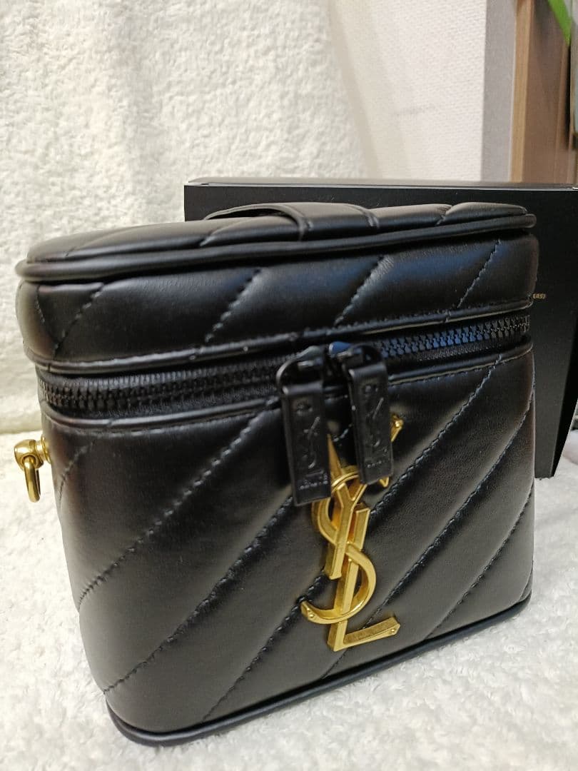 未使用　イヴサンローラン ヴァニティポーチ YSL ノベルティメイクボックス