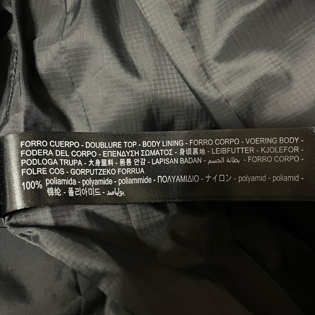 ZARA dnwr. パフダウンベスト