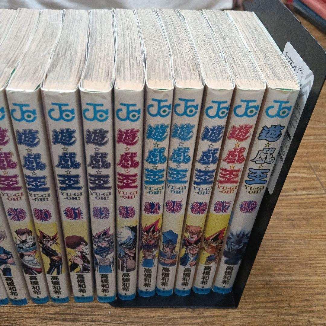 遊戯王 全巻1-38セット　1巻、2巻初版 高橋和希