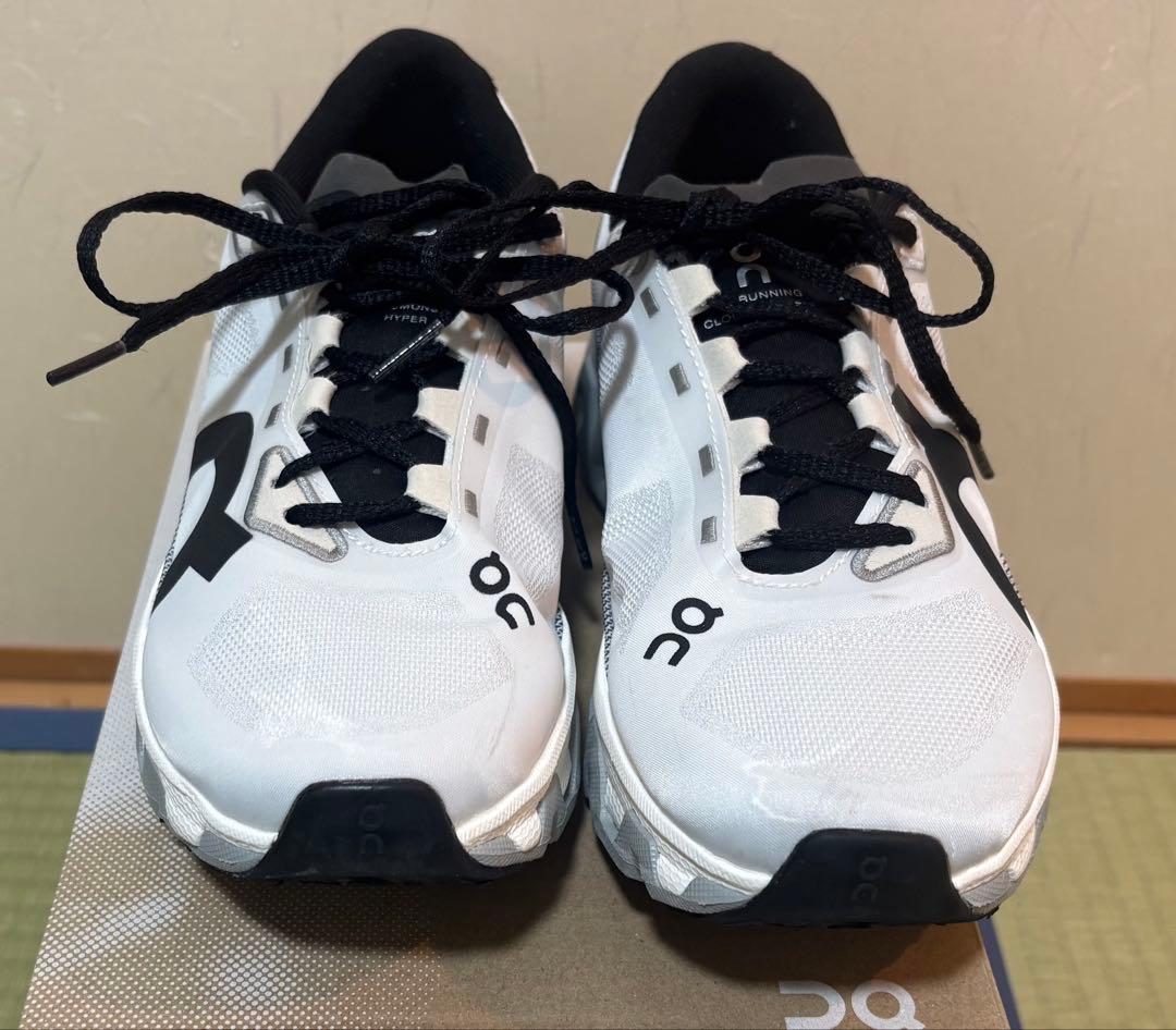 On Cloudmonster Hyper グレー/ホワイト 8M 26.0㎝
