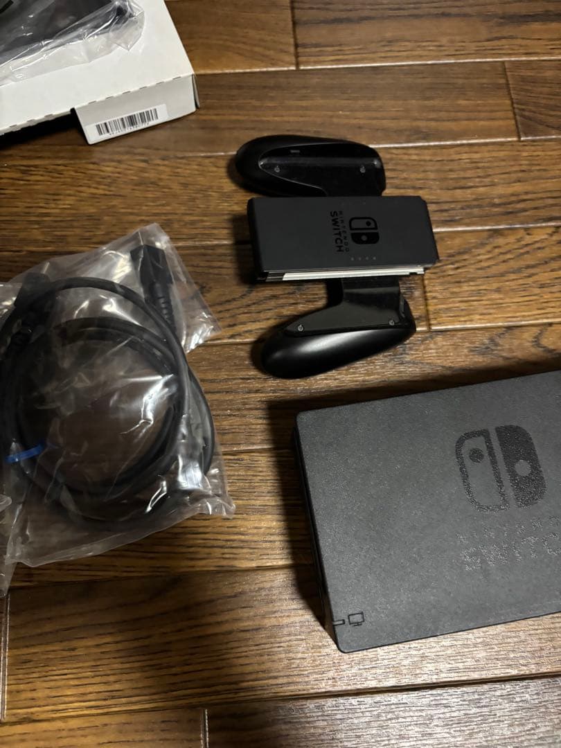 Nintendo SwitchHADグレー　プロコン　ソフト2本　ケース付き