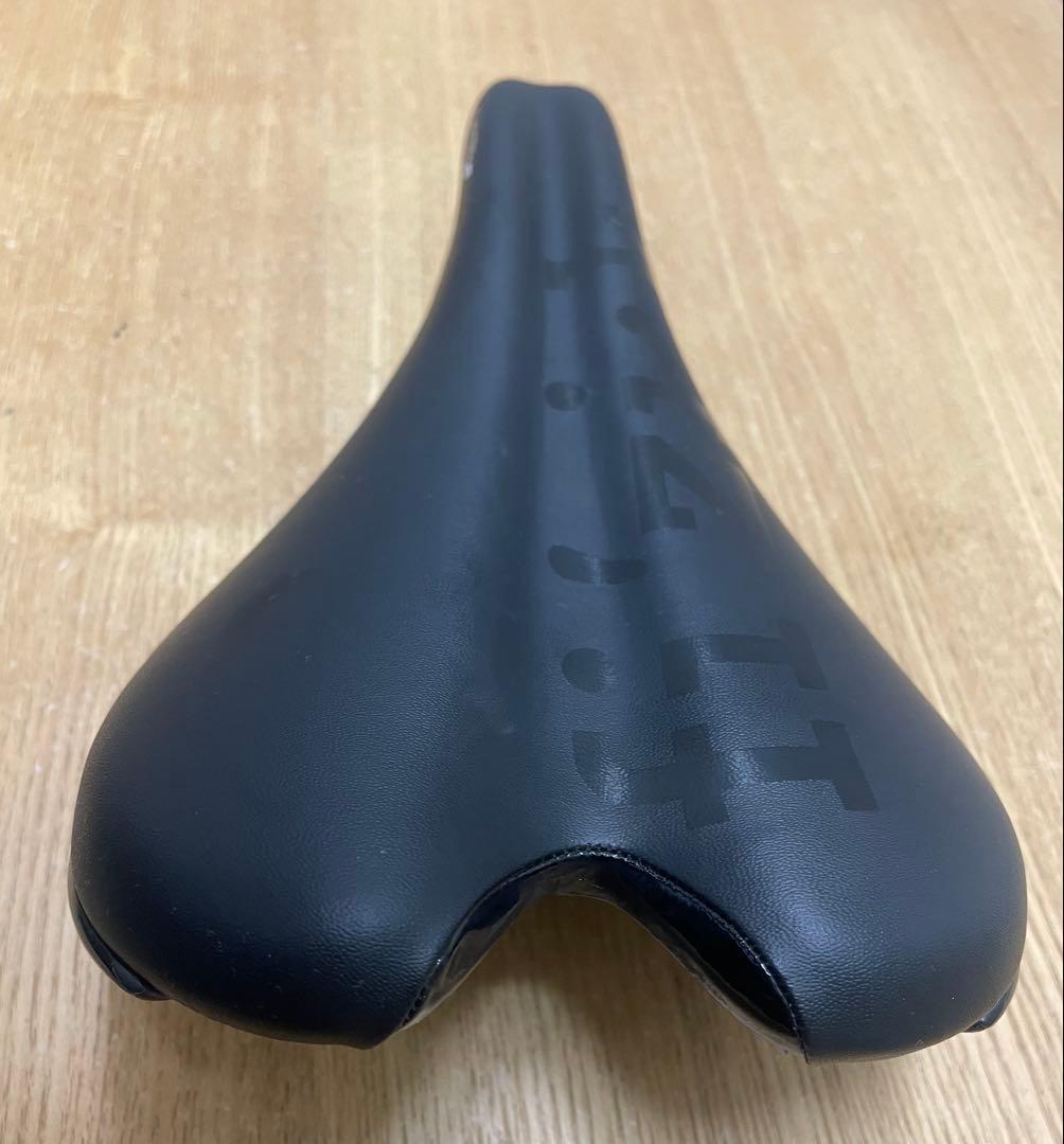 フィジーク アリアンテ ALIANTE VS kium fizik 中古美品