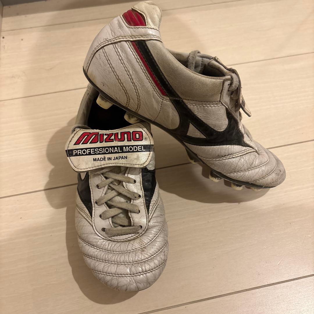 早い者勝ち　Mizuno モレリア　スパイク　24.5 サッカー