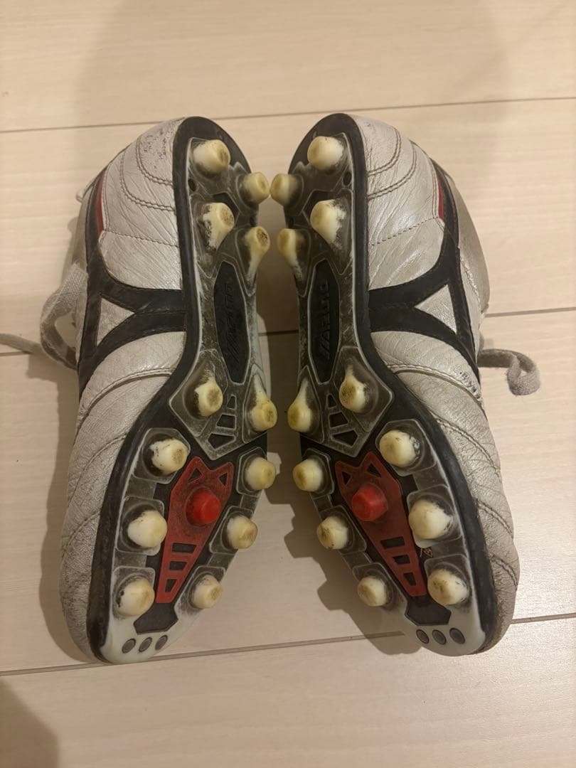 早い者勝ち　Mizuno モレリア　スパイク　24.5 サッカー
