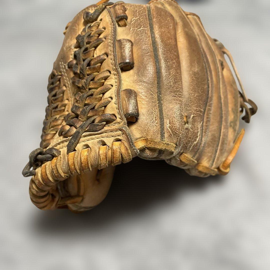 スラッガー内野手用　硬式野球グローブ