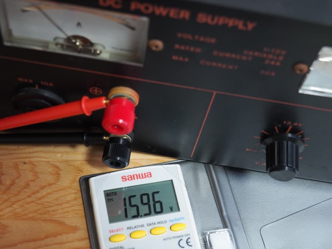 DAIWA PS-30XMII DC1V〜15V MAX30A DC電源
