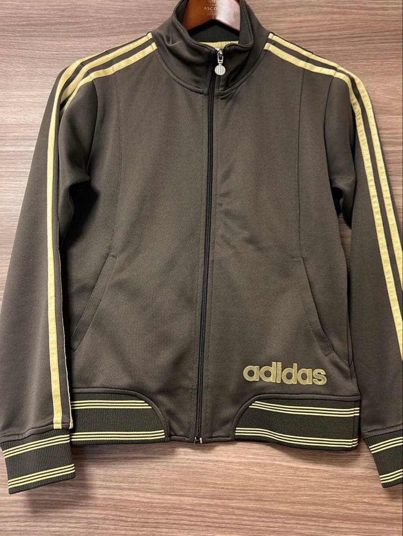 Sale!!!アディダス adidas セットアップ 上下 ジャージ ジャケット