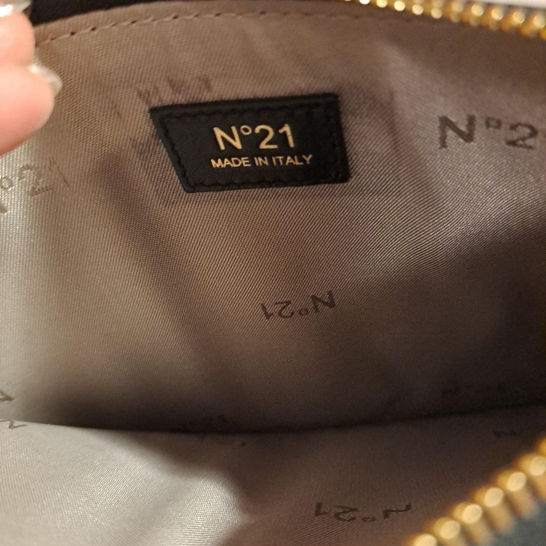 N゜21　ヌメロヴェントゥーノ　バッグ　ポーチ　ショルダーバッグ