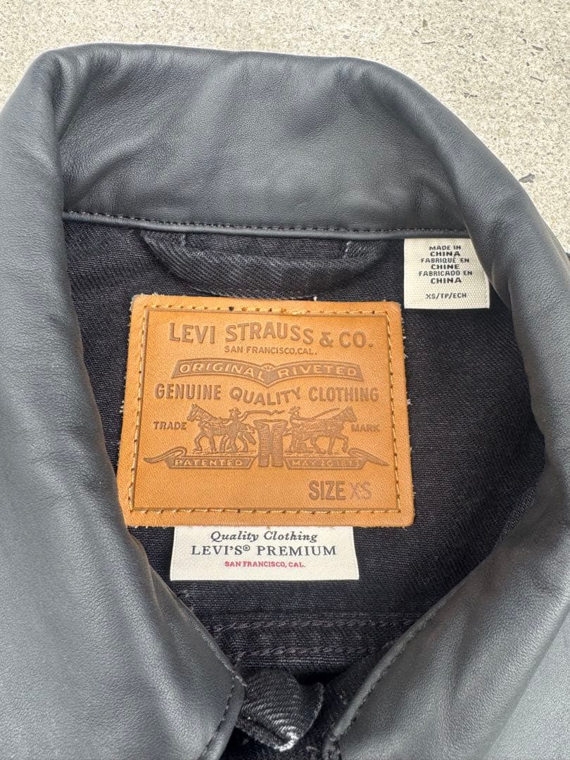 Levi’s × EDIFICE トラッカージャケット