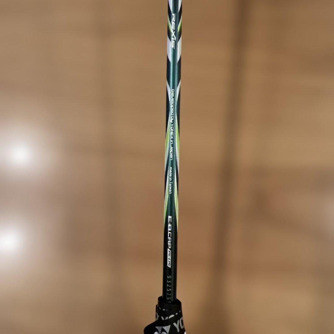 Yonex アストロクス100ツアー VA 4UG5 ケース付き