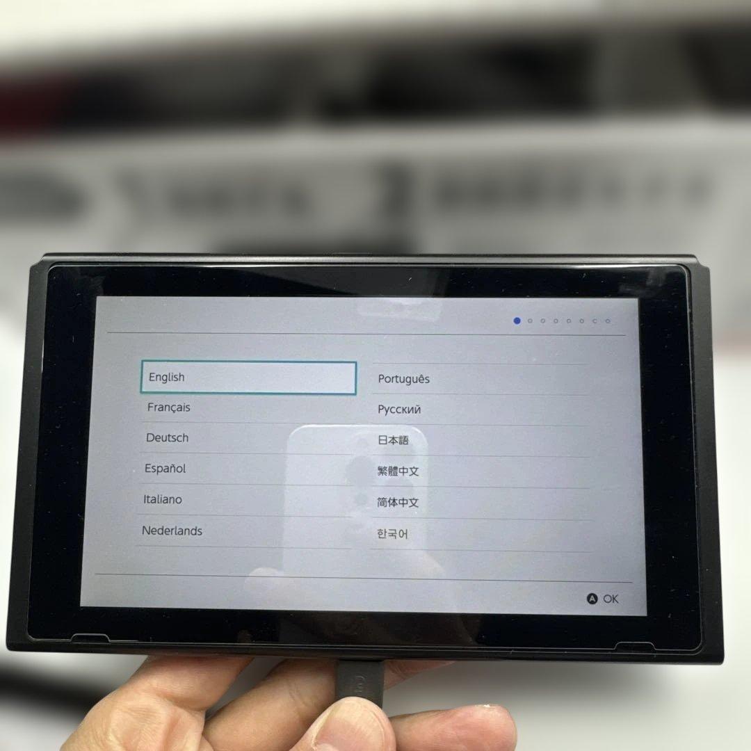 ①Nintendo Switch 本体 ブラック