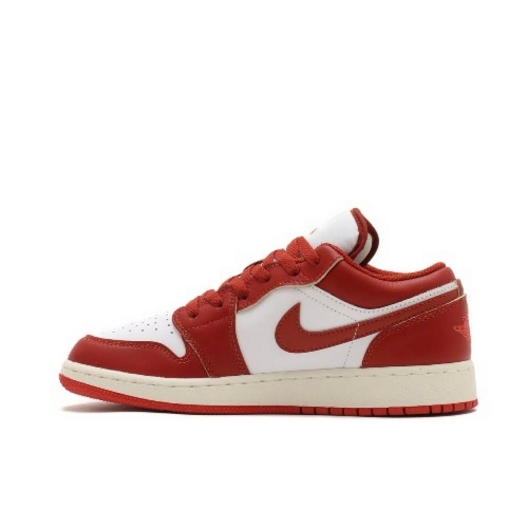 ナイキJORDAN BRAND AIR JORDAN 1 LOW SE (GS)