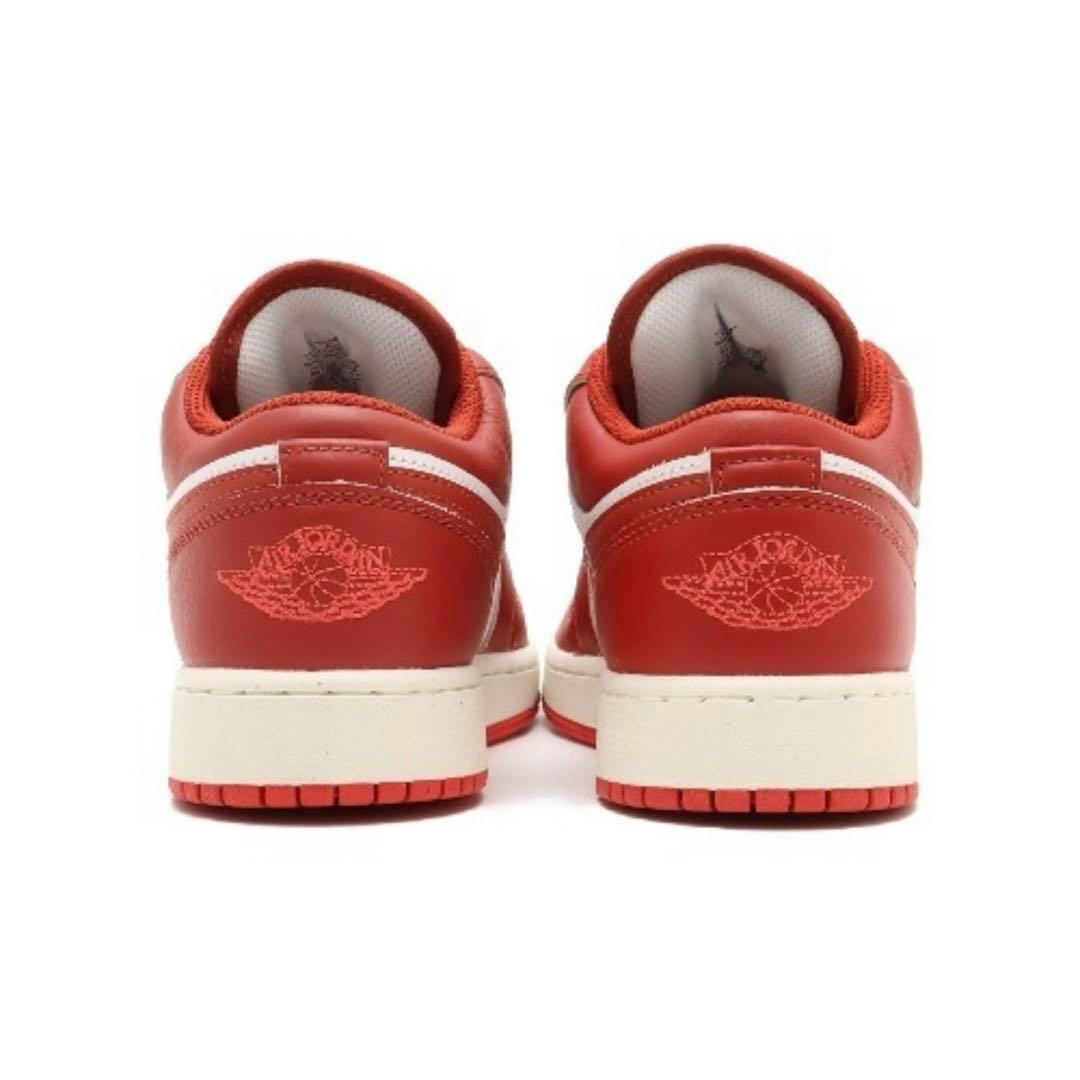 ナイキJORDAN BRAND AIR JORDAN 1 LOW SE (GS)
