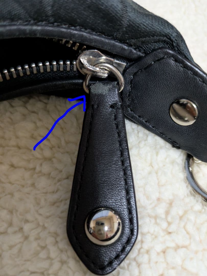 【Coach】シグネチャーキャンバス ショルダーバッグ