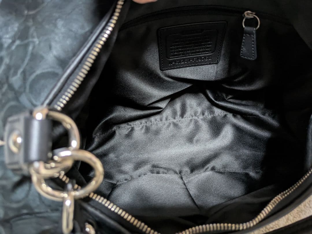 【Coach】シグネチャーキャンバス ショルダーバッグ