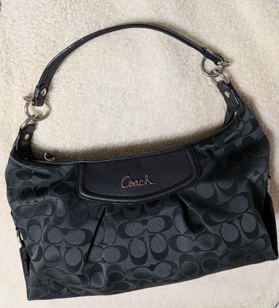 【Coach】シグネチャーキャンバス ショルダーバッグ