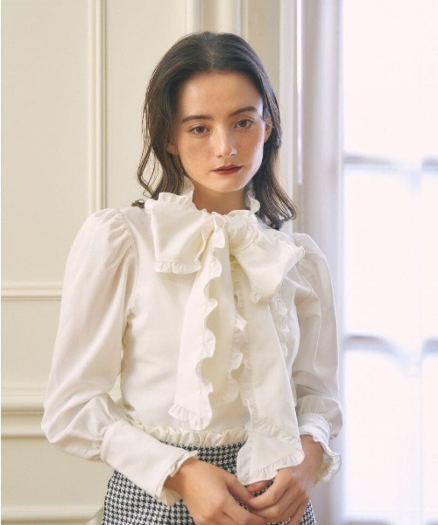 トップス MIRO AMURETTE big ribbon blouse