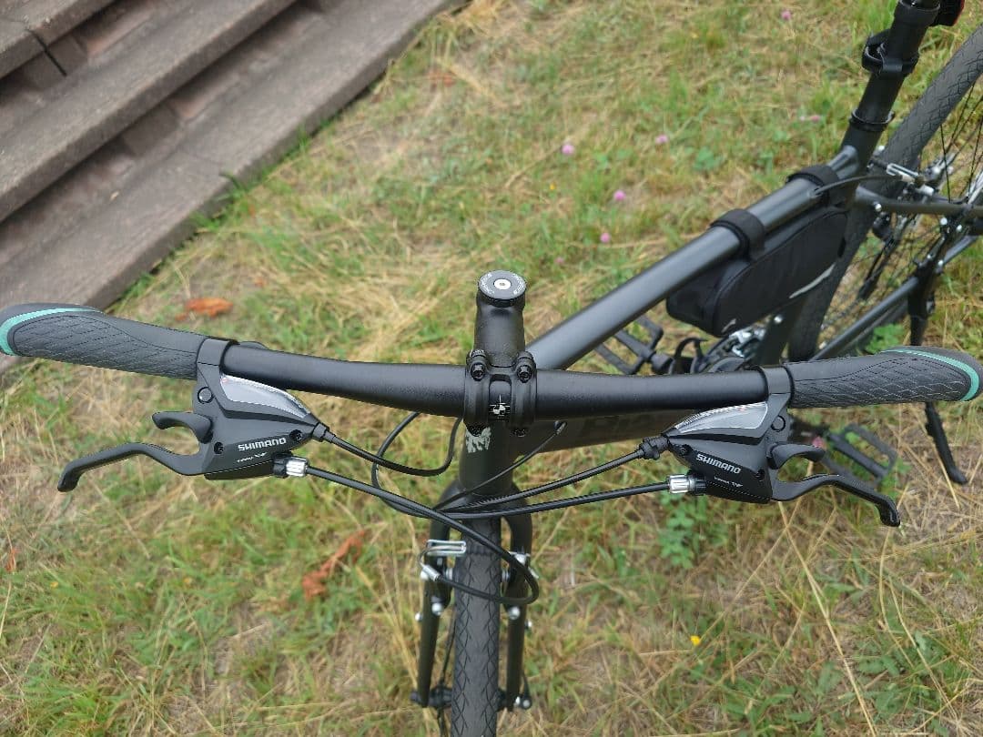 Bianchi c sport1 2022年モデル　Vブレーキ