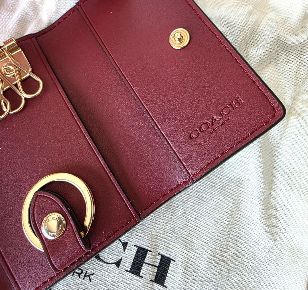COACH チェリー柄 レザーキーケース