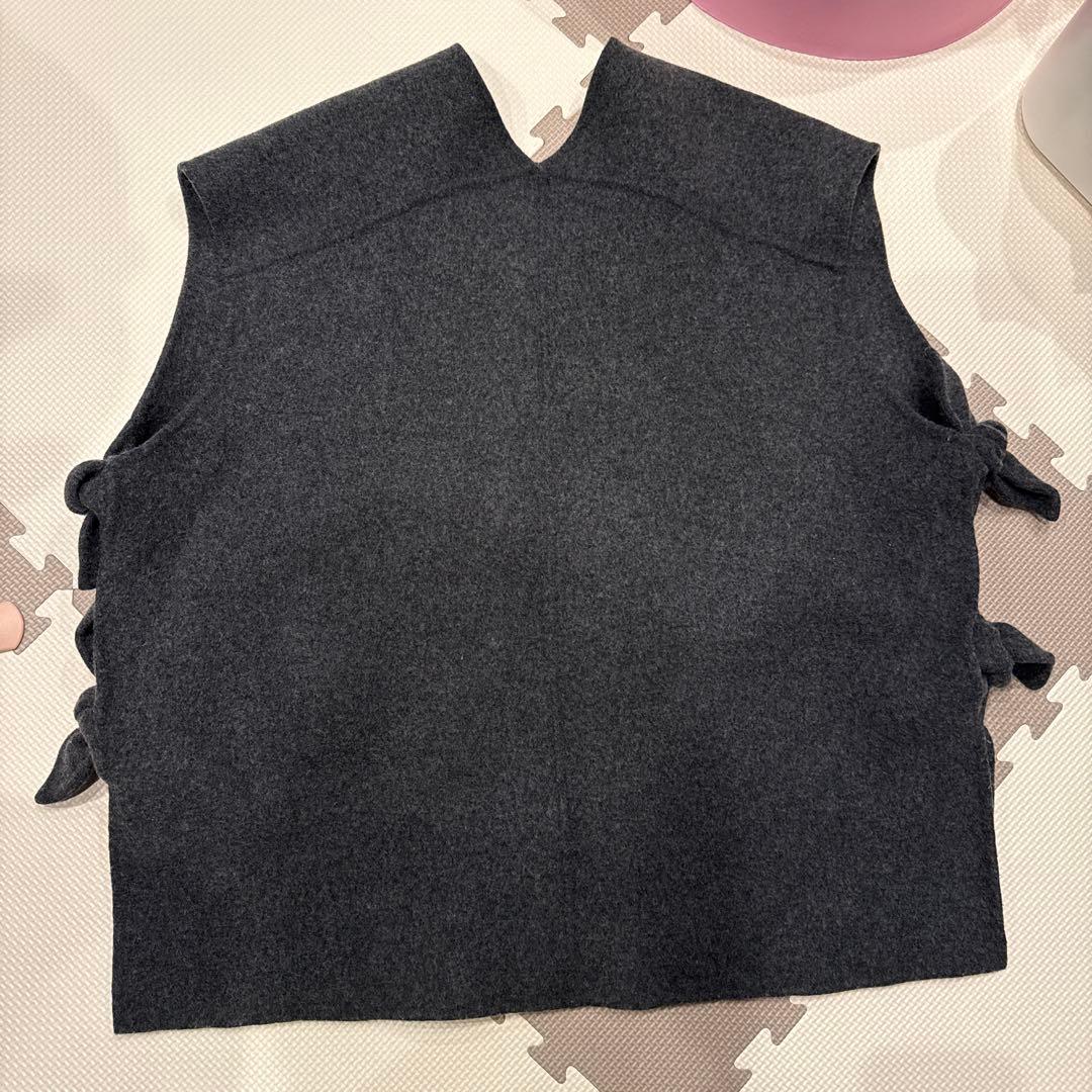 heve リボンウールジレ　チャコール　中古